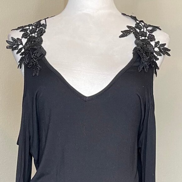 UNBRANDED Dark Romantic Cold Shoulder Mini Dress with 3D Floral Appliqué Large - Picture 5 of 10